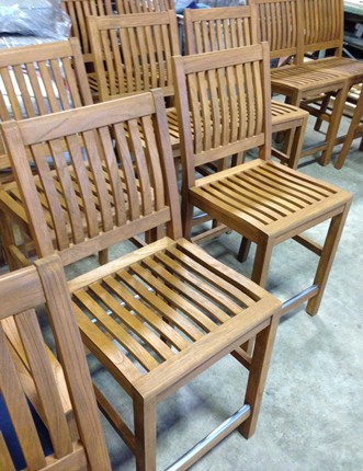 /Portals/0/UltraMediaGallery/422/4/thumbs/1.gloster teak refinished.JPG